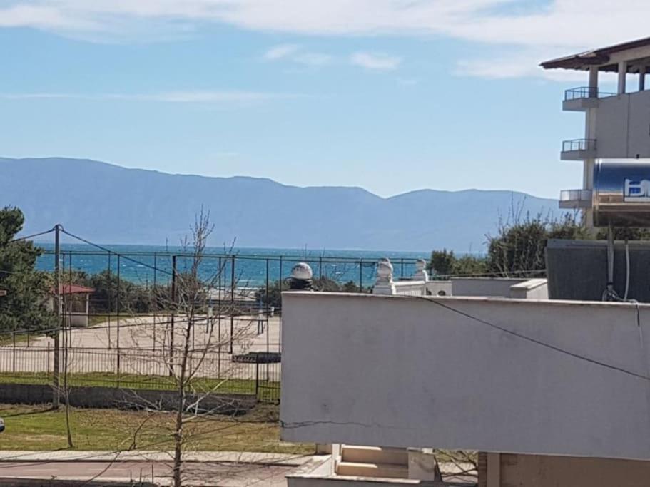 Villa Besnik, Rooms For Rent Вльора Екстер'єр фото