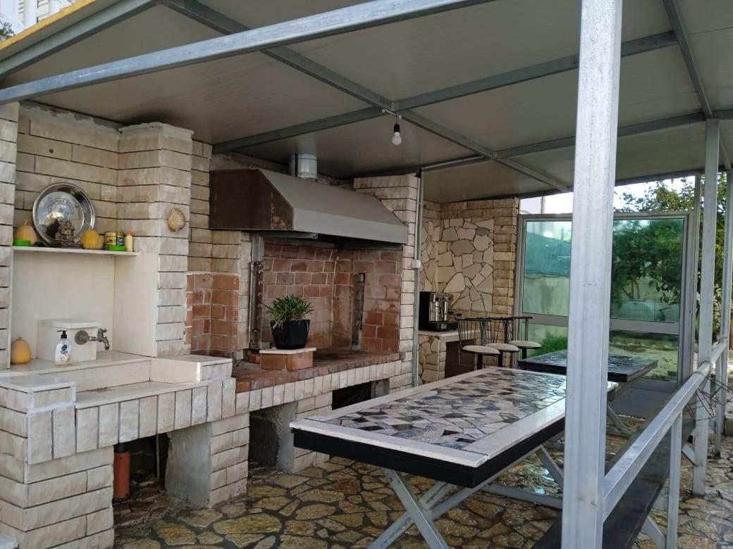 Villa Besnik, Rooms For Rent Вльора Екстер'єр фото
